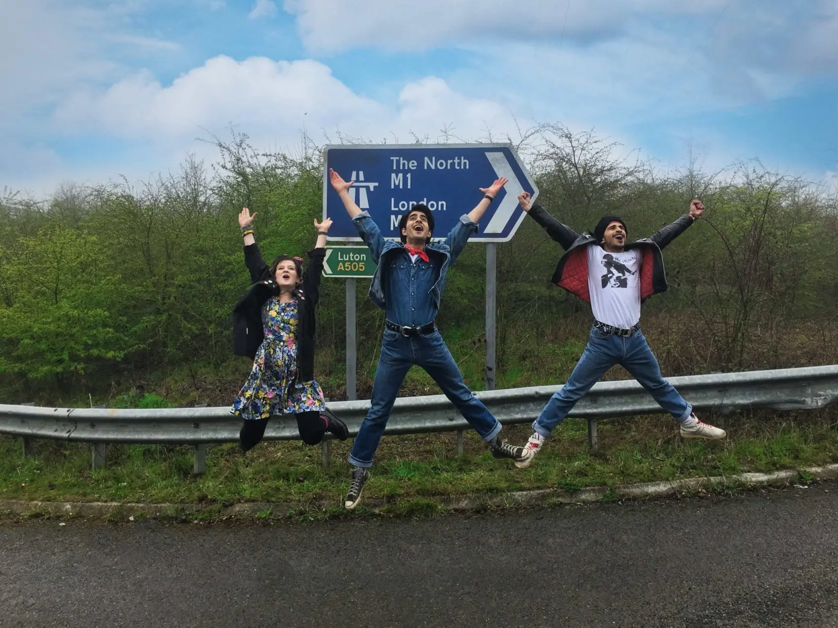 BBTL-Road Sign Jump Daj-Enhanced (1)-min